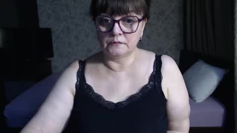 CarolineDream  online show from November 16, 5:59 pm