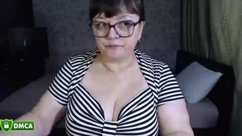 CarolineDream  online show from October 31, 9:32 am