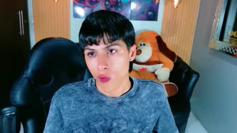 carolinejesh online show from January 11, 8:15 pm