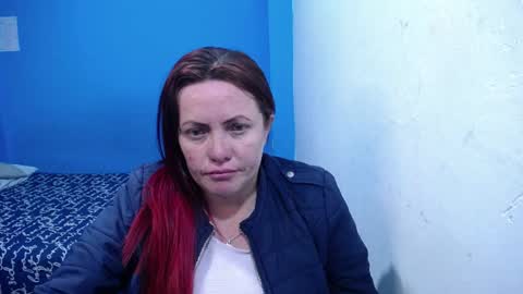 Carolinhe  online show from July 16, 10:00 pm
