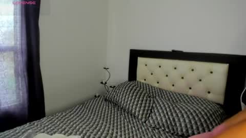 CarolinneFiotti online show from July 22, 4:53 pm