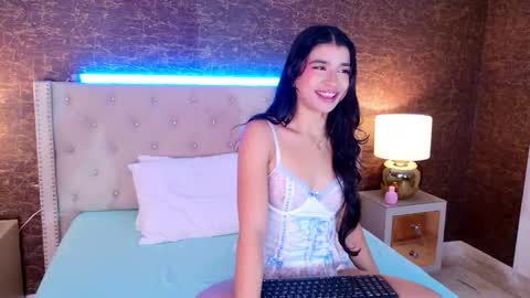 carosantos online show from March 10, 11:36 am