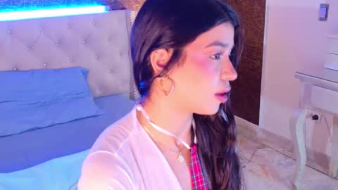 carosantos online show from March 17, 10:20 am