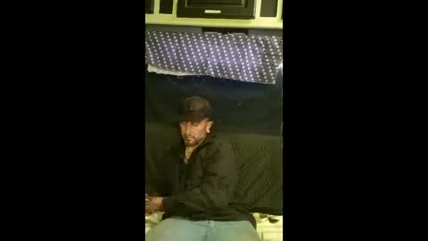carrilloeverardo219 online show from April 12, 4:22 pm