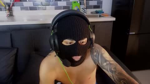 cash_master777 online show from May 19, 4:14 pm