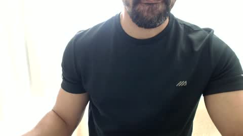 cashmastermuscle77 online show from June 28, 2:13 pm