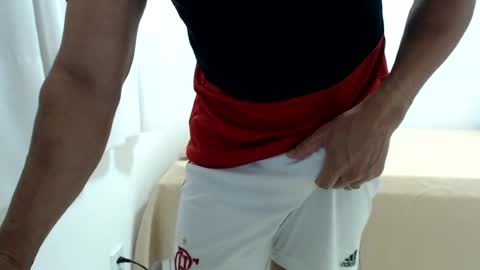 cashmastermuscle77 online show from July 22, 10:50 am