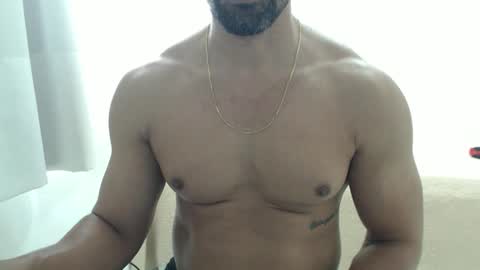 cashmastermuscle77 online show from April 24, 1:57 pm