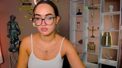 Cassandra online show from June 27, 9:26 am