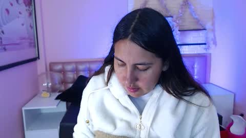 573215024606 online show from November 28, 9:11 pm