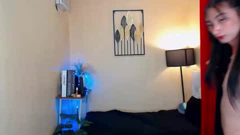 cassandrafoxxx online show from January 20, 5:15 am