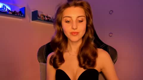 Seductress Cassia  FINDOM AND SADISM  NO NUDE online show from February 17, 7:23 pm