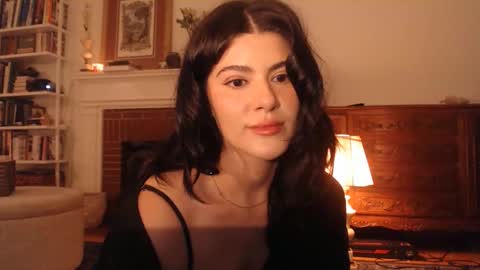 cassiealvarez online show from March 4, 3:25 am