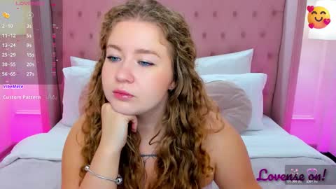 Curly online show from November 16, 6:15 am