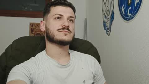 Mike Moreira online show from March 30, 12:12 am