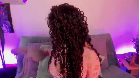 Cata green model independient online show from April 25, 1:24 pm