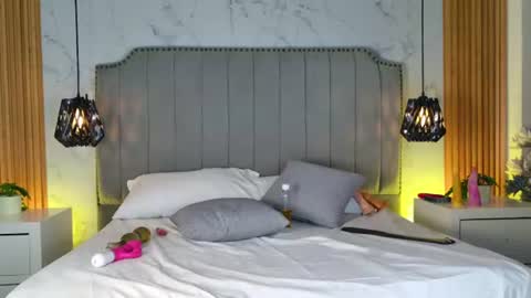 Dani   online show from June 24, 5:09 pm