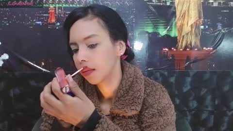 Queen Catalella online show from May 2, 3:45 am