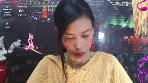 Queen Catalella online show from May 15, 3:59 am