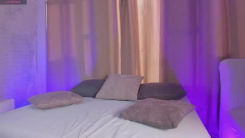 catalella_rouse online show from April 30, 9:19 pm