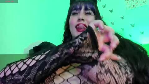 LUU online show from August 2, 3:52 am