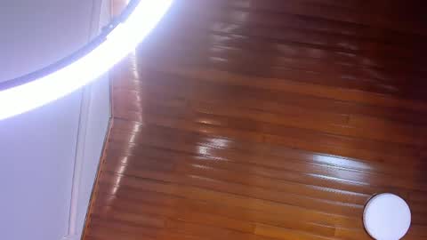 catalina_osorio online show from May 13, 4:05 pm