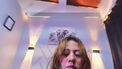 Catalina online show from July 25, 2:20 am