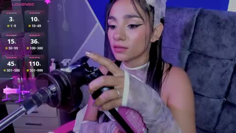 catalina_whore1 online show from April 29, 9:41 pm