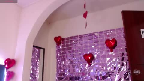 catalinajane1 online show from May 12, 7:34 pm