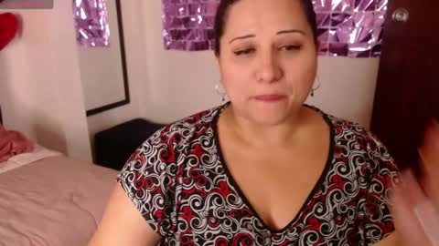 catalinajane1 online show from May 8, 7:41 pm