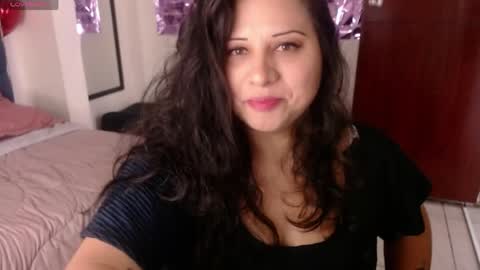 catalinajane1 online show from May 16, 7:23 pm