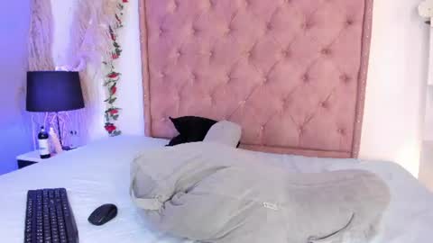 catalleya_f online show from July 27, 9:23 pm