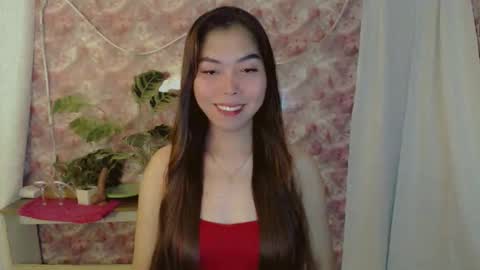 catherine_365 online show from May 13, 6:50 pm