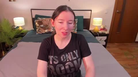 Catrin online show from June 9, 3:39 am
