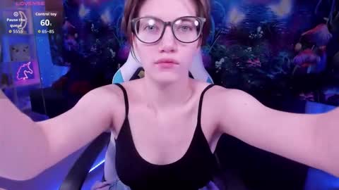 cathybarnes online show from November 19, 3:28 am