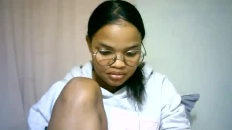 CathyXLisa online show from July 6, 9:39 am