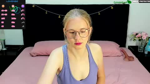 CatmintLush online show from April 30, 11:42 pm