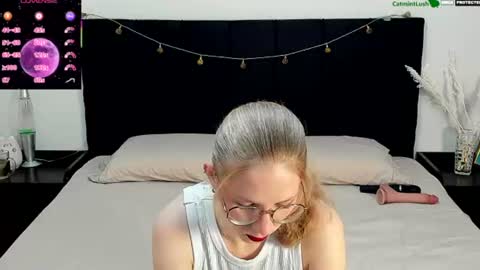 CatmintLush online show from July 14, 11:43 pm