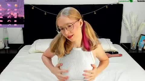 CatmintLush online show from June 23, 11:44 pm