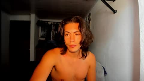 catnuaa online show from April 24, 3:36 pm