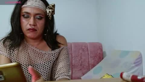 catrina_chan online show from May 25, 2:28 am