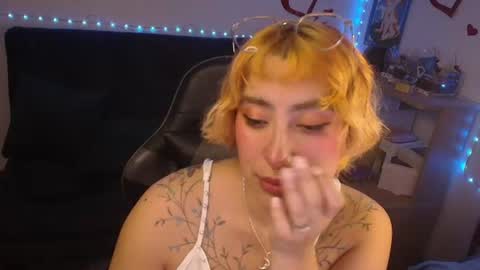 im MIA  -Independent Model  MY OF is catsito3 online show from June 13, 5:40 am