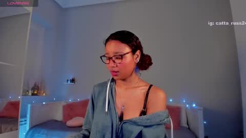 catta 3 online show from January 4, 4:33 am