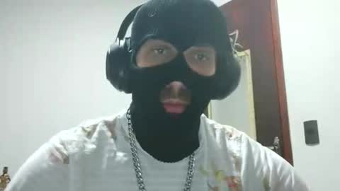 Carlos A online show from October 20, 3:11 am