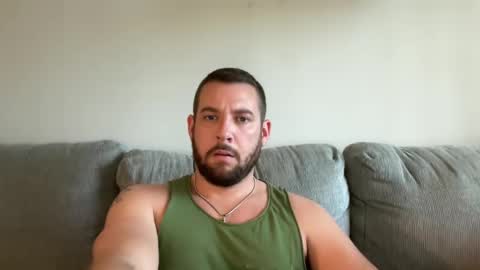 Snapshot of cboyy20 chatting on February 14, 6:29 pm cboyy20 online show from February 14, 6:29 pm