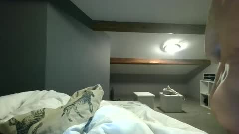 cclovefrench online show from May 11, 9:34 pm