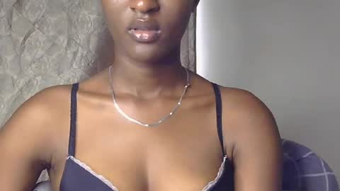 cee_queen online show from June 21, 2:23 pm