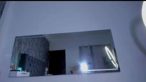 ceeleste_bluee online show from June 11, 9:35 pm