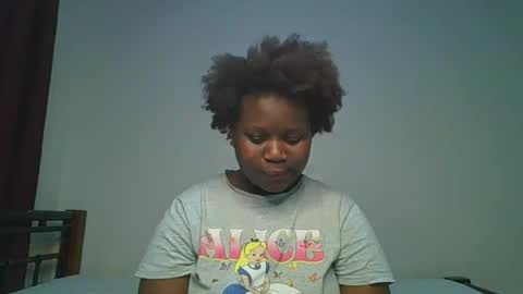 ceepretty25 online show from June 18, 9:14 am