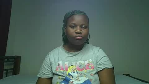 ceepretty25 online show from July 25, 9:18 am